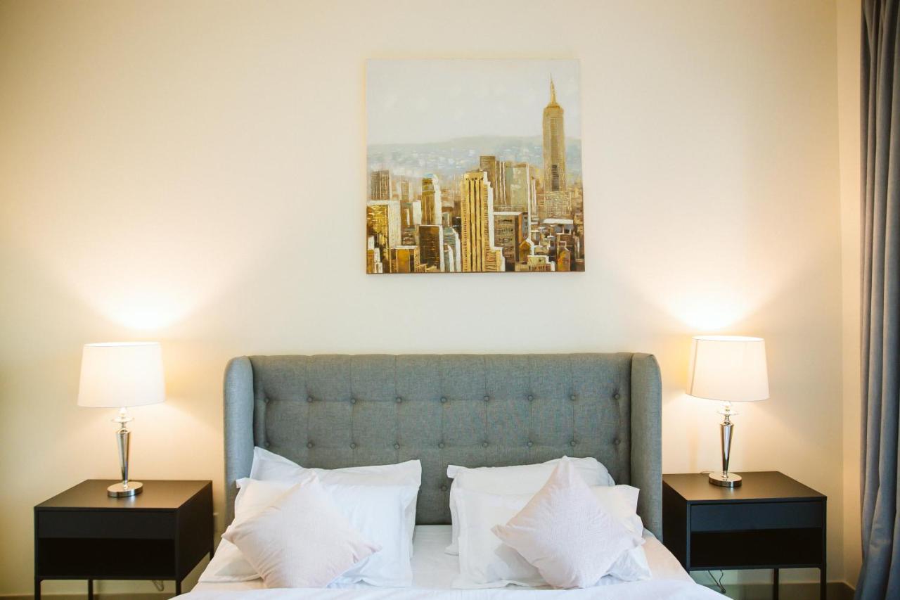 Luxury Apartment At Standpoint Tower By Emaar 迪拜 外观 照片